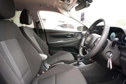 i20
