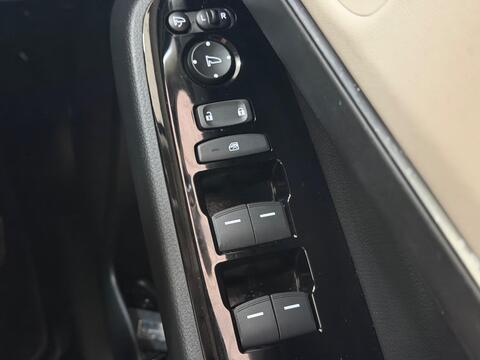 HR-V