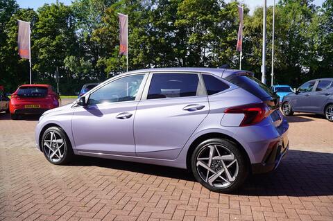 i20