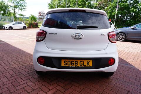 i10