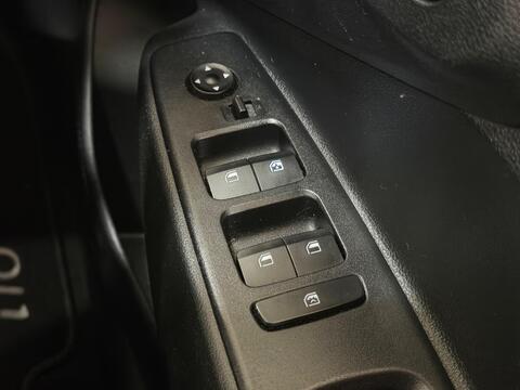 i10