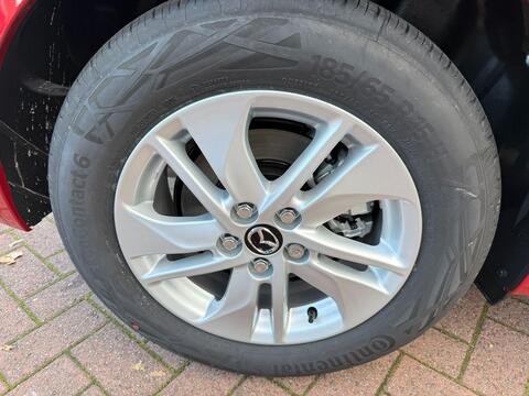 Mazda2 HYBRID
