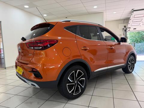 MG ZS