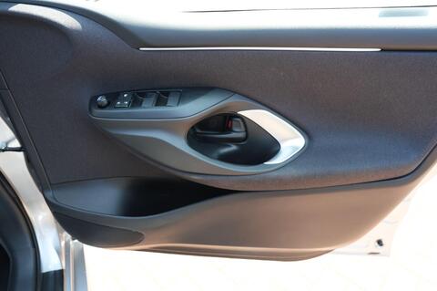 Mazda2 HYBRID