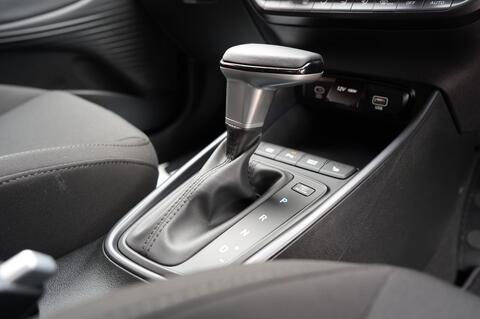 i20