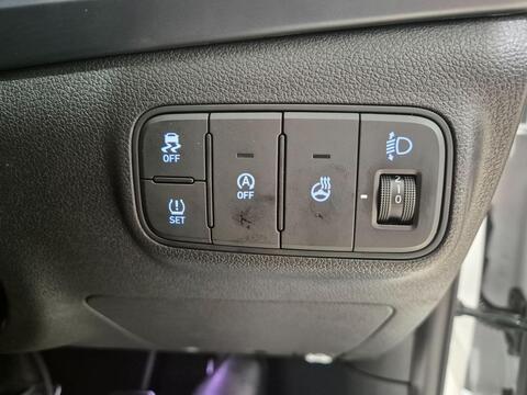 i20