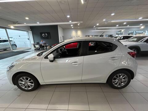 Mazda2