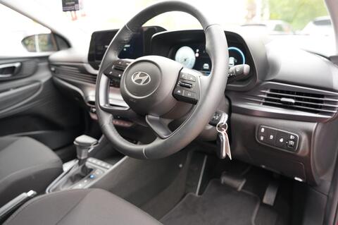 i20