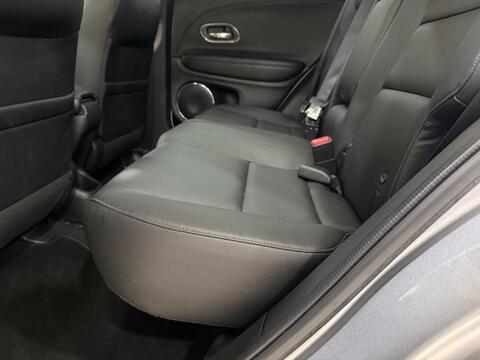 HR-V
