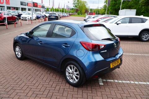 Mazda2