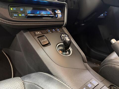 Auris