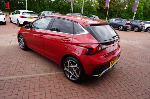 i20