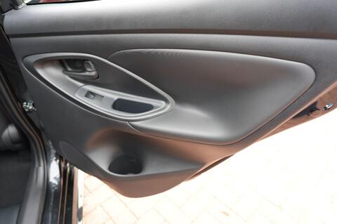 Mazda2 HYBRID