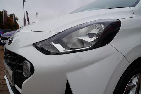 i10