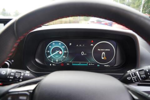i20