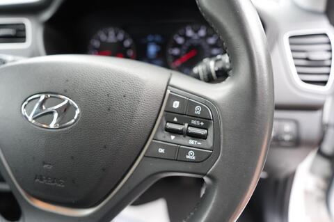 i20