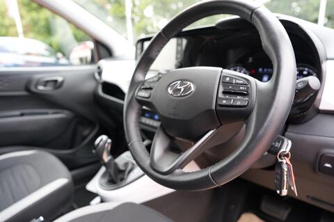 i10