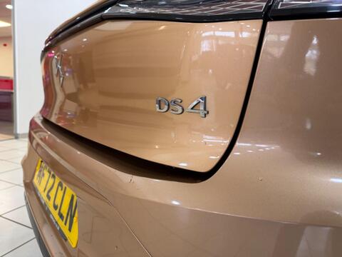 DS 4
