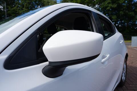 Mazda2
