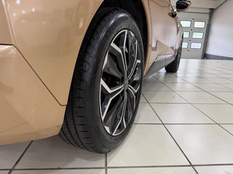 DS 4