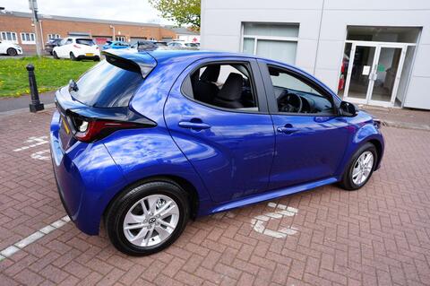 Mazda2 HYBRID