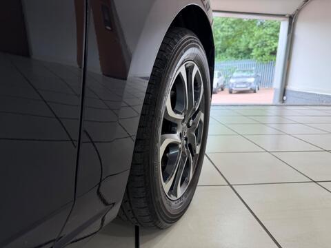Mazda2