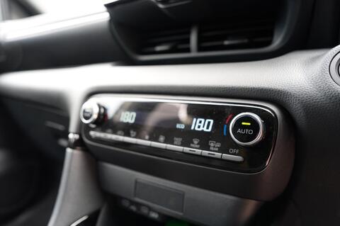 Mazda2 HYBRID