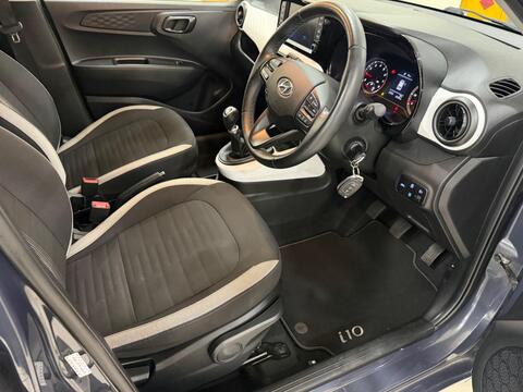 i10