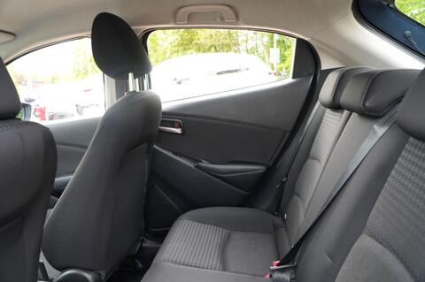 Mazda2