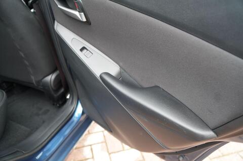 Mazda2