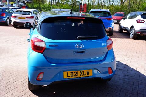 i10