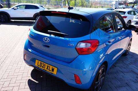 i10