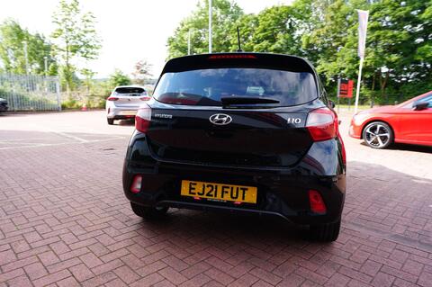 i10