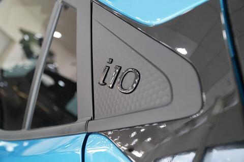 i10