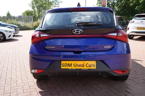 i20
