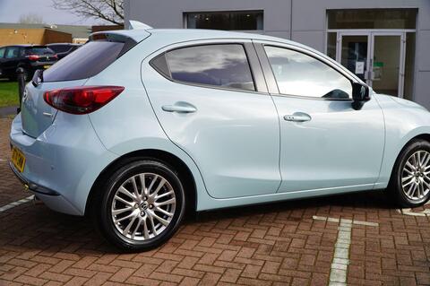 Mazda2