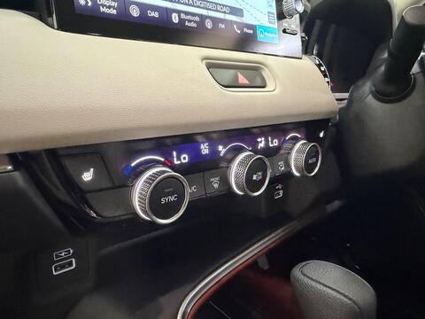 HR-V