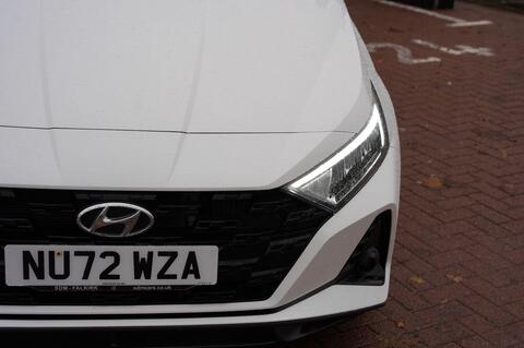 i20
