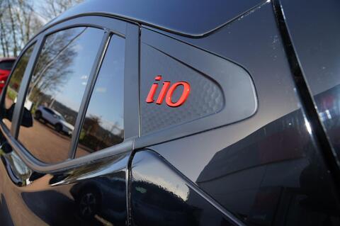 i10
