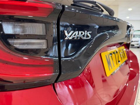 Yaris