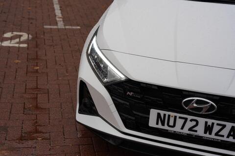 i20