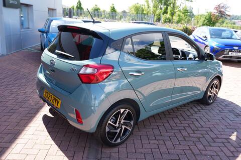 i10