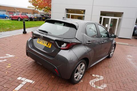 Mazda2 HYBRID