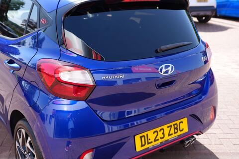 i10