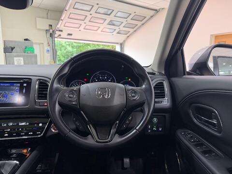 HR-V