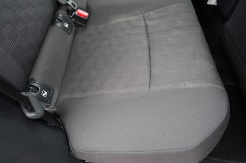 Mazda2 HYBRID