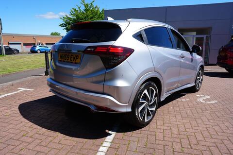 HR-V