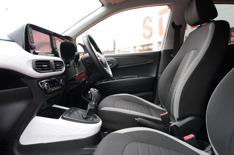 i10