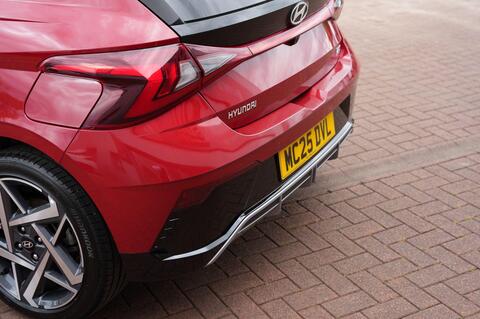 i20