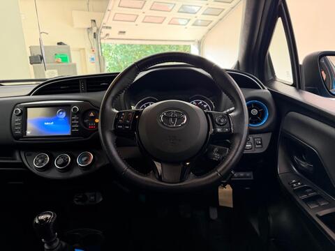 Yaris
